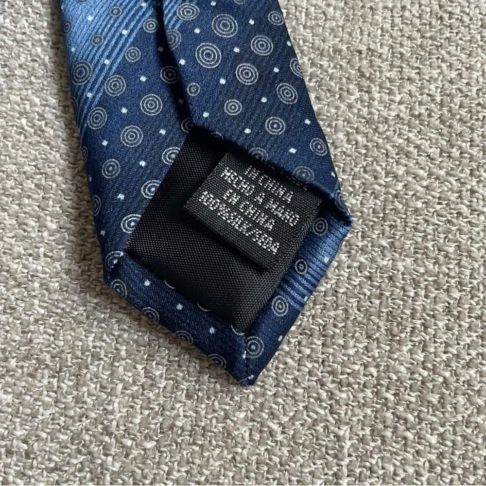 David Taylor Vintage Circle Dot Designed Silk Men’s Tie Professional Office Work
